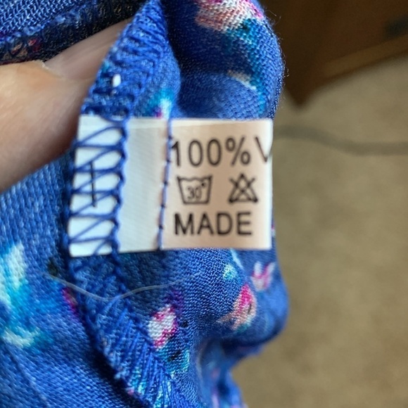 Southern Stitch blue floral print ruffle sleeve and hem dress, Medium - Picture 4 of 7